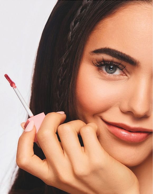 The Creme Shop Glossy 12 HR+ Lip Stain 3 The Creme Shop Glossy 12 HR+ Lip Stain - Image 3