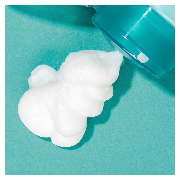 Artistry Skin Nutrition™ Renewing Foaming Cleanser 3 Artistry Skin Nutrition™ Renewing Foaming Cleanser - Image 3