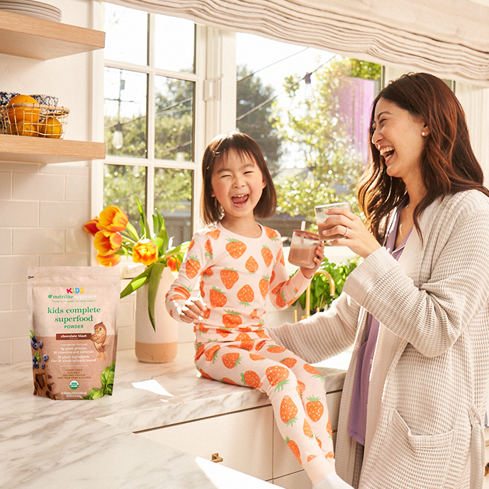 Nutrilite™ Organics Kids Complete Superfood Powder - Chocolate 3 Nutrilite™ Organics Kids Complete Superfood Powder - Chocolate - Image 3