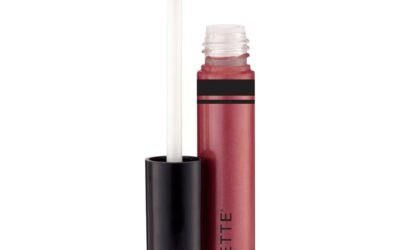 Blogs 1 Discover the Magic of Long-Lasting Makeup: Tips for All-Day Glam