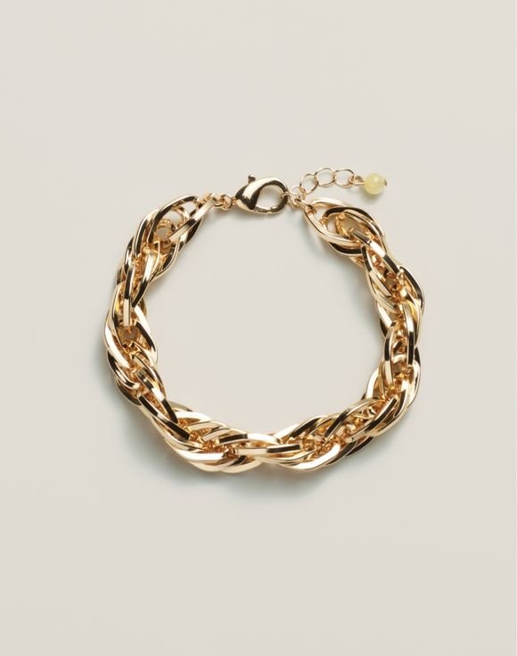 Tasteful Twist Bracelet 1 Tasteful Twist Bracelet