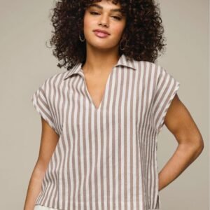 Lightweight Collared Top