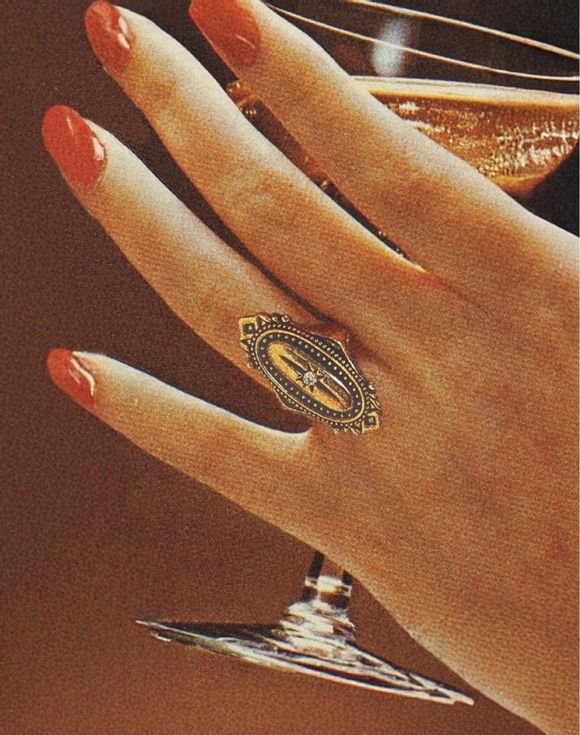 Vintage Avon Kensington Ring 2 Vintage Avon Kensington Ring