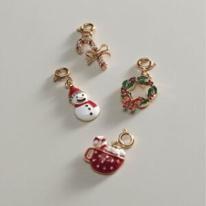 Shop Avon Beauty Products 7 Sweet and Snowy Charm Set